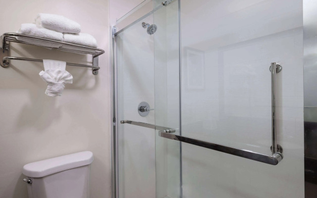 Ramada by Wyndham San Diego Poway Miramar