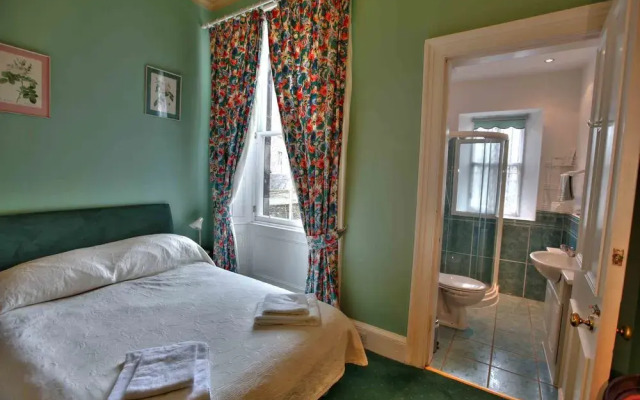 Claremont Guesthouse