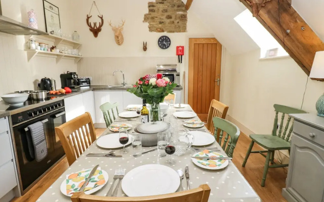 Cross Cottage