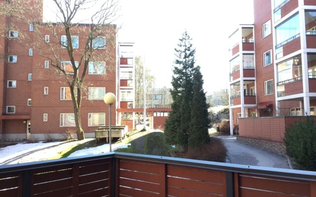 Large artsy apartment in Pasila