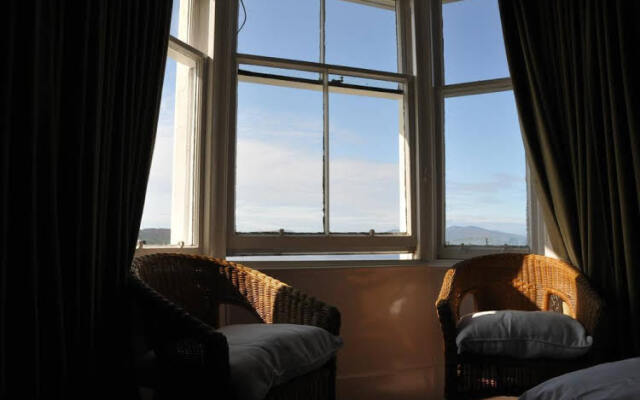 Invercloy Guest House