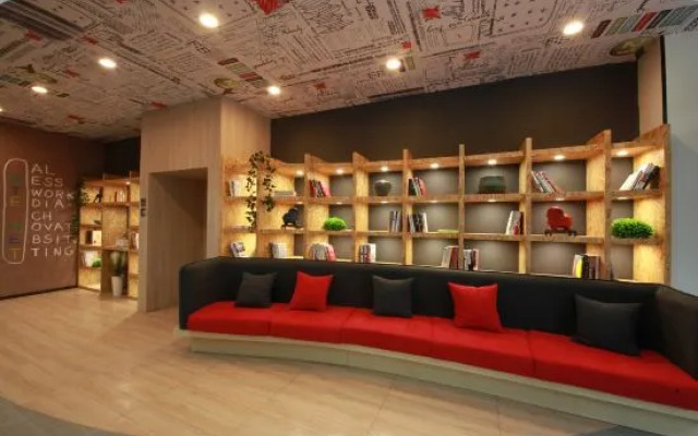 Ibis Hotel