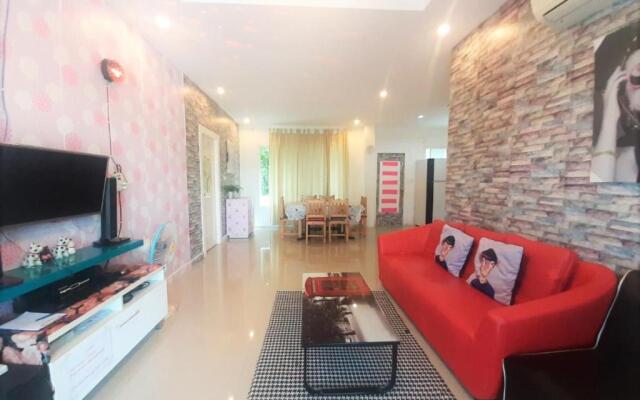บ้านพิมพ์มาดา พูลวิลล่า หัวหิน มีโอเกะ ปิ้งย่าง เสียงดังได้ รองรับ 4-12 คน