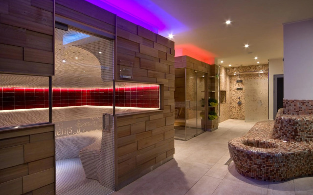 Flamingo Grand Hotel & SPA