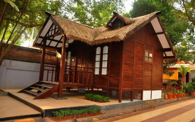 Raja Park Beach Resort