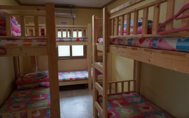 Suncheon Bay Atti Female Guesthouse