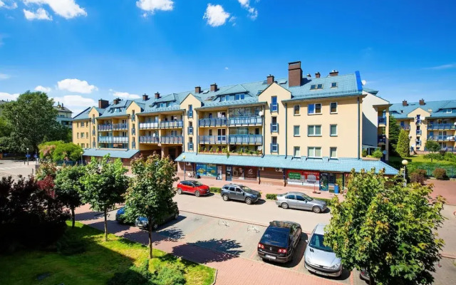 Apartment Wyspowa Warsaw by Renters