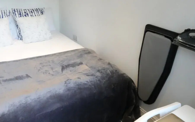 Grand Airport Ensuites