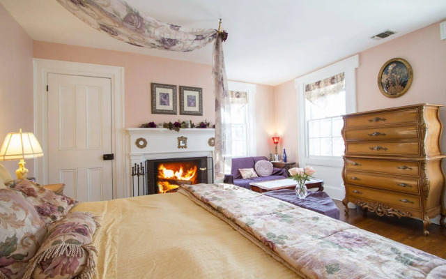 The Harbor Rose Bed & Breakfast