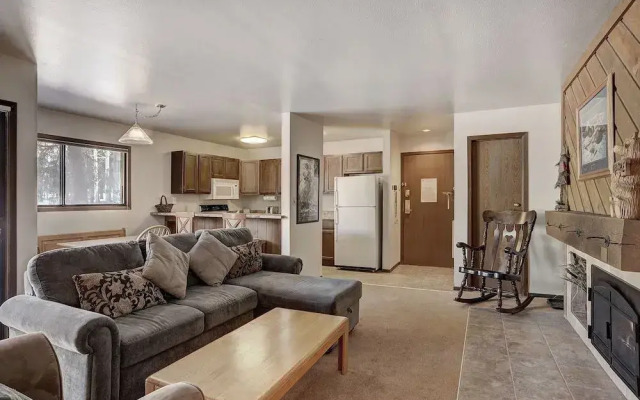 1125 Flying Dutchman 1 Bedroom Condo by RedAwning