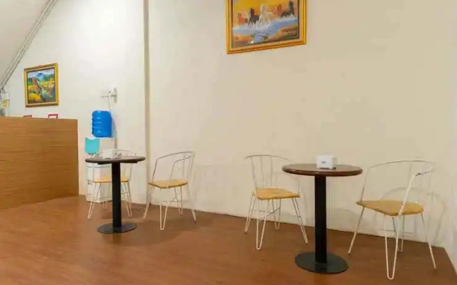 RedDoorz @ Komplek MMTC Deli Serdang