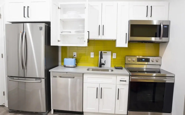 Peachtree Suites