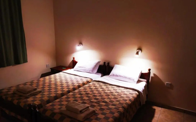 Sea 'n Lake View Hotel Apartments