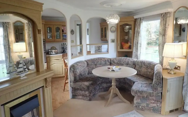 Millpond Chalet Retreat in Machynlleth