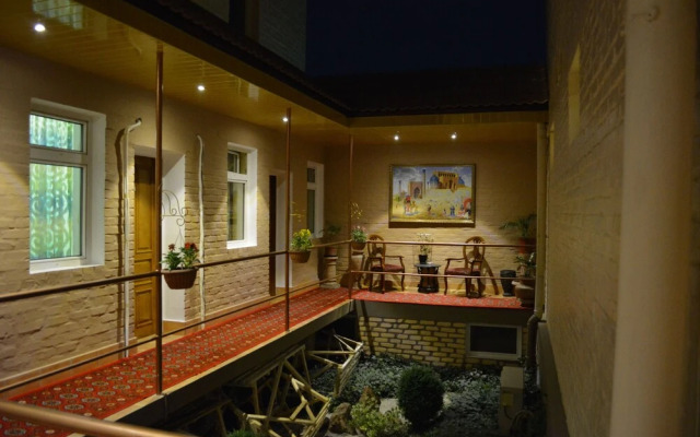 Papillon Hotel