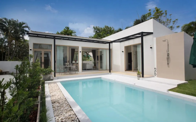 Tropical Life at Seamate 2BR Pool Villa