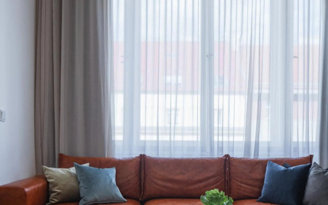 Sophisticated Apartment in Vinohrady by Prague Days