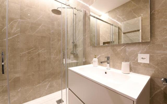 Lake Modern Suites - Free Parking & Self Check-in