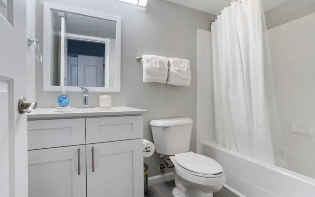 Allisonville Rd Apartments by Landing