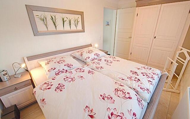 Les Belles, Haus Davide, FW Elegant FW 8