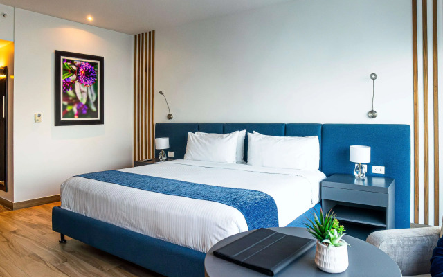 Wyndham Guayaquil Puerto Santa Ana