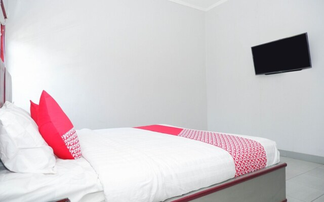 Executive Residence by OYO Rooms