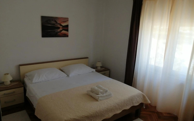 Holiday house Tunjarice