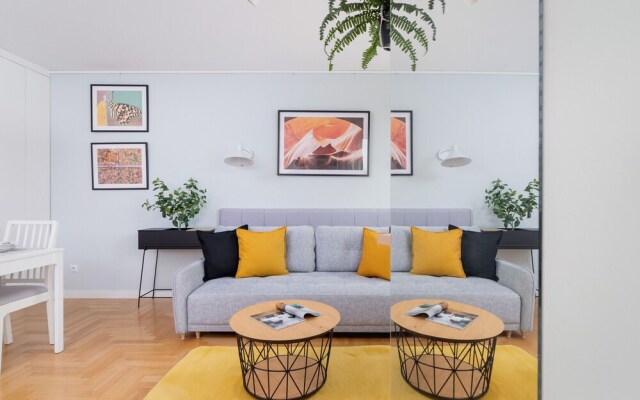 Apartment Bartla 19 by Renters