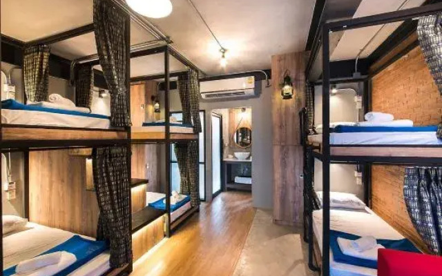 Sri Hostel Ayutthaya
