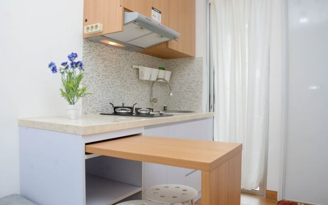 Gorgeous and Cozy 2BR at Bassura City Apartment