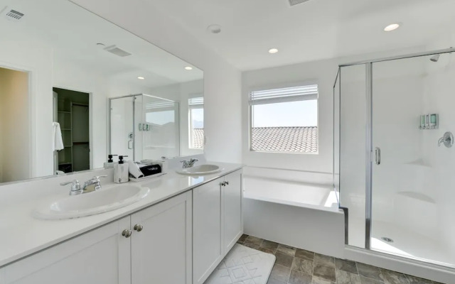 Near Empire Polo Field: Coachella Vacation Rental