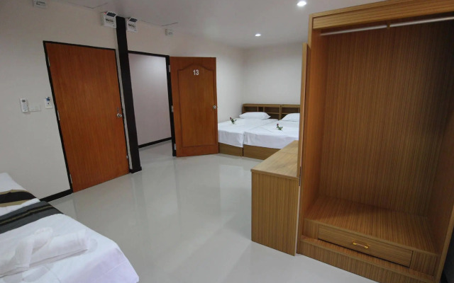 B Place Guesthouse