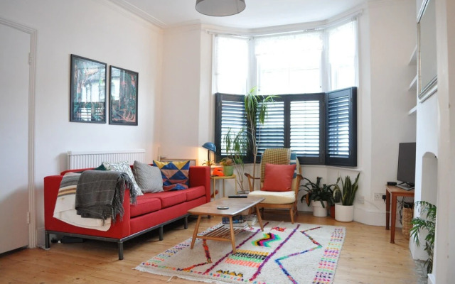 Modern 2 Bedroom North London Apartment