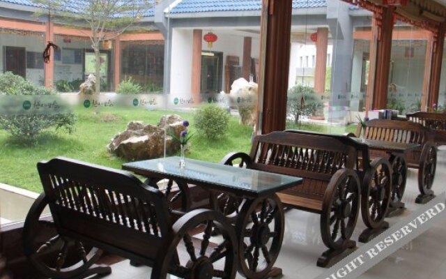 Fengtang Bay Eco Resort