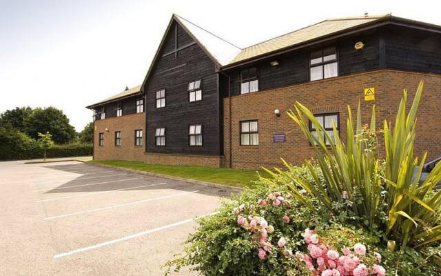 Premier Inn Farnborough West - Southwood