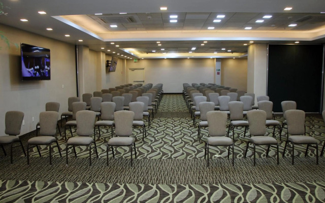 Four Points By Sheraton Queretaro Norte