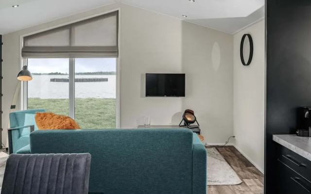 Giethoorn Lakehouse Retreat