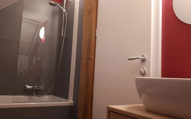 Central Riverside Apartments Meščanka