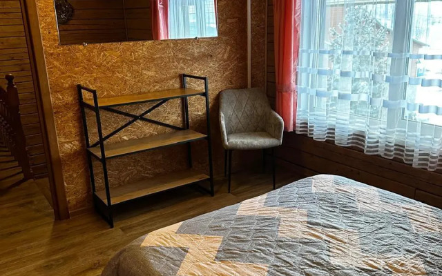 Husky House Guest House