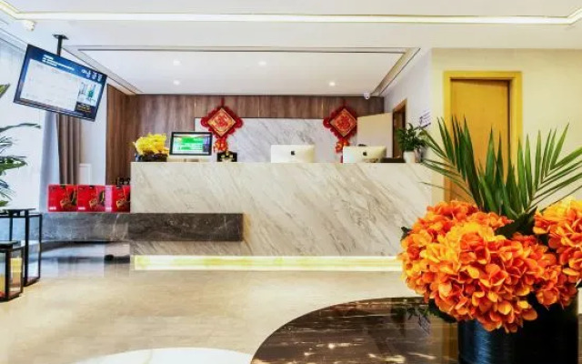 Shiyanhuang Hotel (Chongqing West Railway Station Erlang Subway Station)