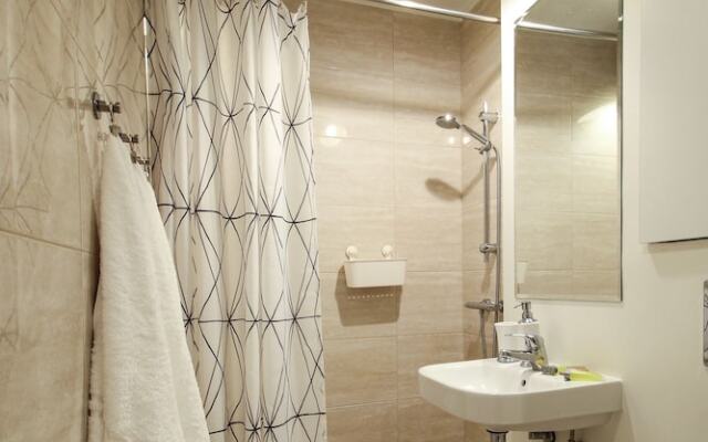 Powisle Riverside Apartment