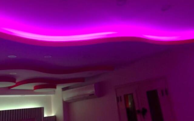 Alnahas St. Two-Bedroom Apartment With Jacuzzi