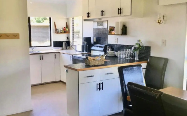 Hirangi cottage