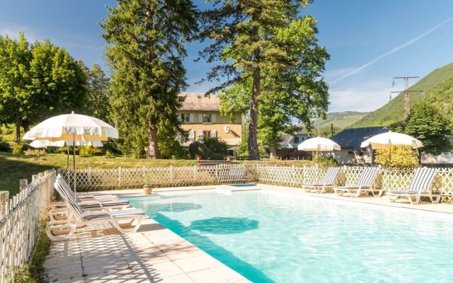 Logis Hotel du Val dAure