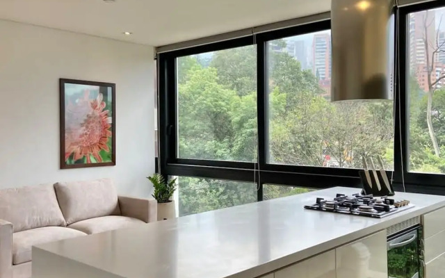 w Captivating 1BR in El Poblado