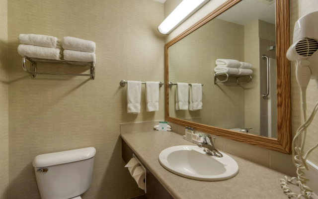 Devonian Hotel & Suites