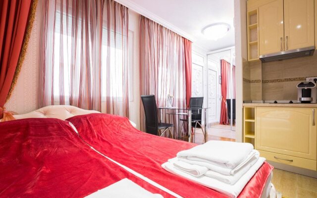 Lazar Lux Apartments****