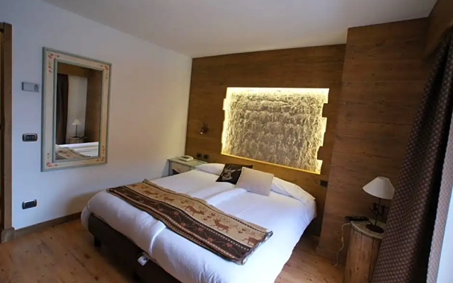 Piccolo Hotel