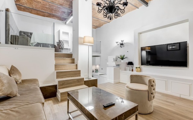 Spanish Queen Apartment