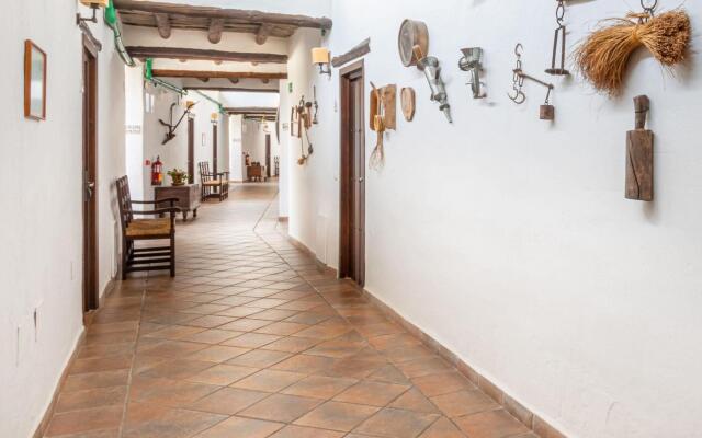 Tasteful apartment in Granada with shared pool
